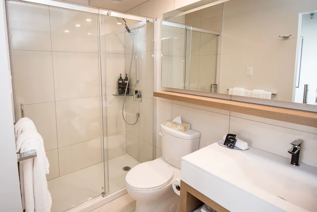 غرفة كومفورت بسريرين كوين، Hotel du Domaine, an Ascend Collection Hotel 2/2