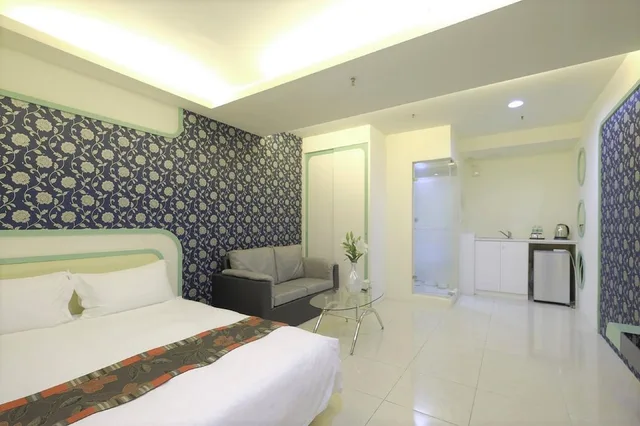 Economy, Double Bed, No Window، Lj Hotel 4/10