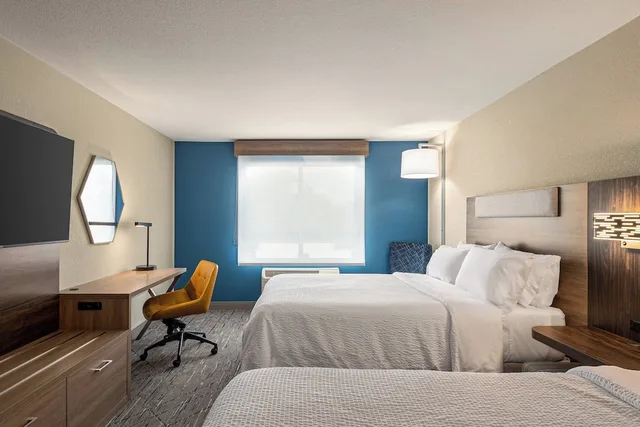 غرفة قياسية بسريرين كوين لذوي الإعاقة، Holiday Inn Express Richmond by IHG 4/8