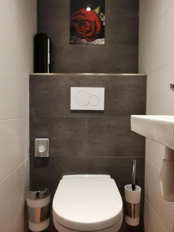 غرفة بسريرين منفصلين بحمام مشترك، Hotel Mevlana 3/3