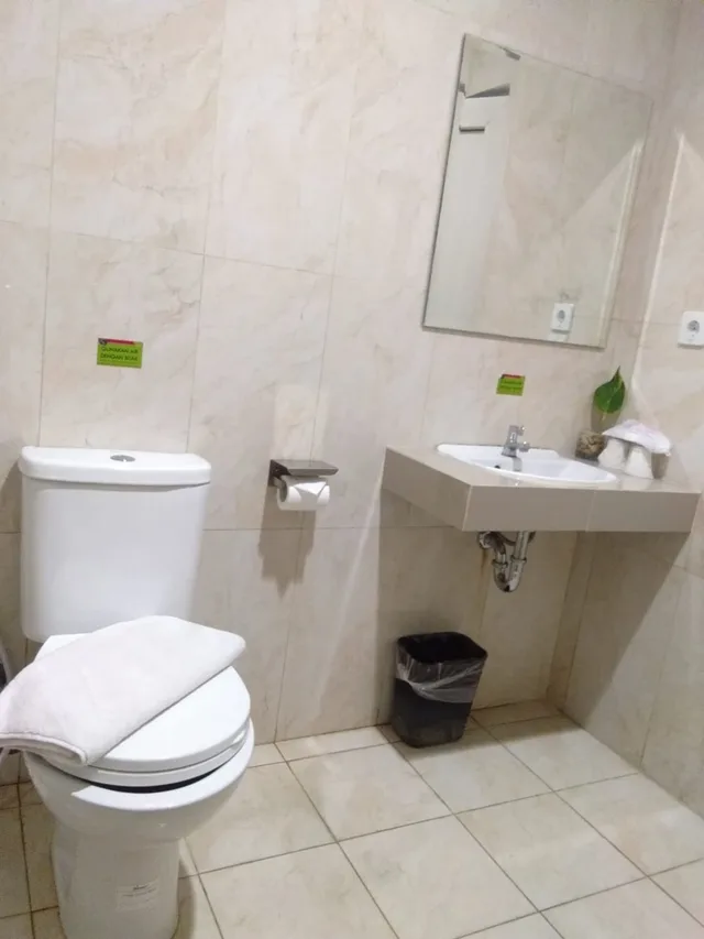Smart Room Double، Hotel Candi Indah - Akpol Semarang 9/10