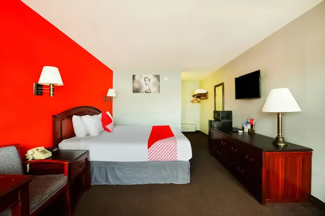 غرفة بسرير كينج، OYO Hotel Texarkana North Heights AR Hwy I-30 2/4