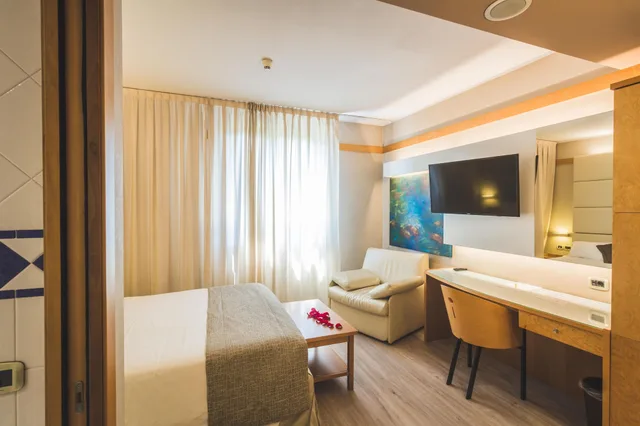 Classic, Double or Twin Bed, Park Hotel Ai Pini 9/10