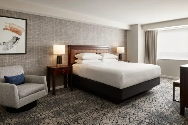 1 Bedroom, Club, Suite, Sheraton Valley Forge King of Prussia 1/3