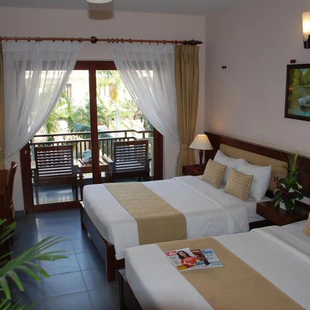 غرفة ديلوكس بإطلالة على الحديقة، Canary Beach Resort 1/5