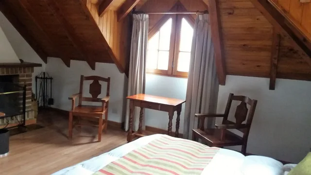 غرفة قياسية ثلاثية بسرير مزدوج وسرير فردي، Le Chatelet Hotel 4/6