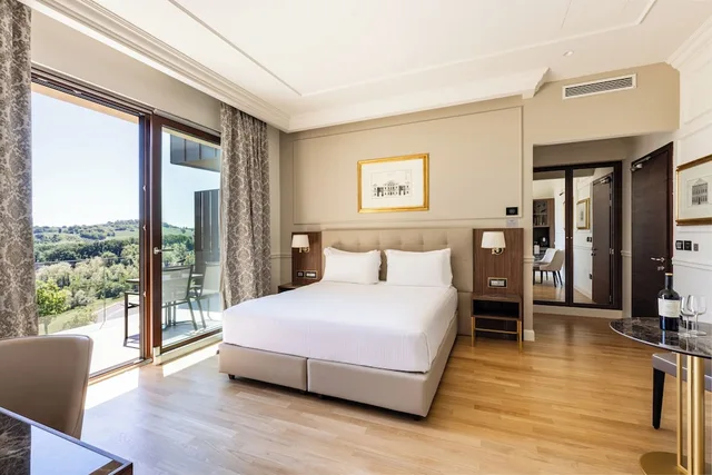 غرفة غراند ديلوكس بسرير كوين مع أريكة، Palazzo Di Varignana Resort Spa 2/5