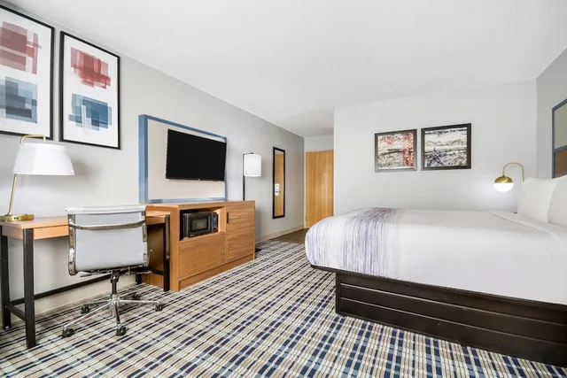غرفة بسرير كينج، Americinn By Wyndham Wausau 4/10