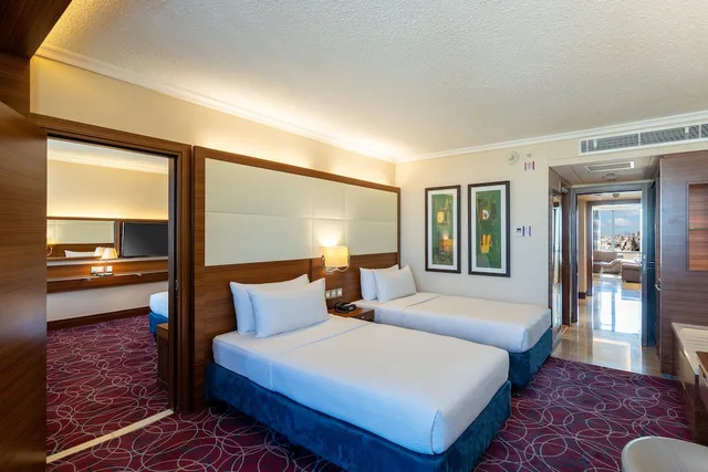 جناح ملكي بسرير فردي للمدخنين، Crowne Plaza Hotel Amman 4/10