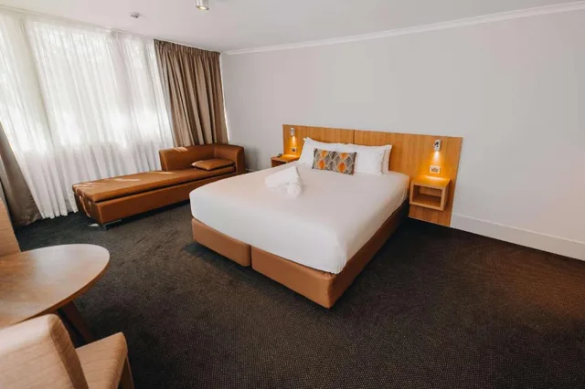 غرفة بريميوم بسرير كينج، Clarion Hotel Townsville 1/10