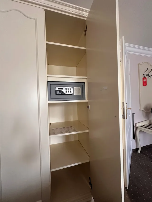 Deluxe, Double Bed, No Balcony، Hotel Waldblick 6/7