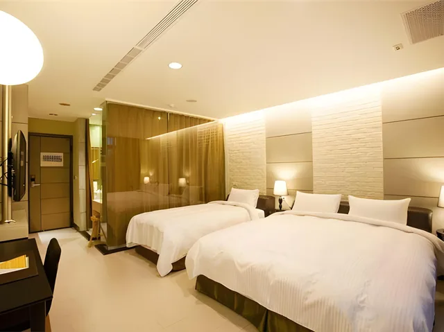 غرفة عائلية رباعية بسريرين مزدوجين، 823-Tourist Hotel 2/2