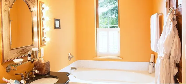 Tuscany, Executive, Suite, King Bed, Sofa, Wedmore Place 3/3