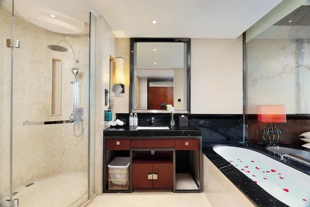 غرفة قياسية بسريرين مزدوجين، Crowne Plaza CHENGDU WEST 7/8