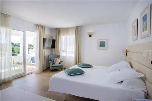 Room, Double or Twin Bed, Side Sea View, Hotel Cala d Or - Adults Only 2/2