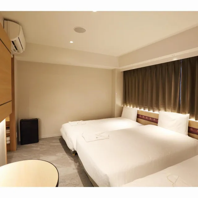 غرفة بسريرين منفصلين مع سرير إضافي، Henn na Hotel Nara 5/10