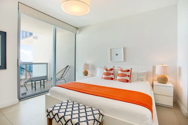 Luxury, Apartment, King Bed, Beach Front, Sofa, Balcony، Miami Vacations Corporate Rentals - Monte Carlo 1/9