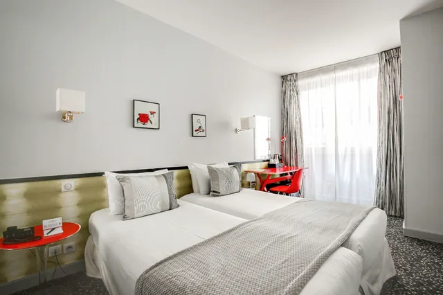 غرفة عائلية بسرير كوين وسريرين منفصلين بغرفتين، Acadia Hotel Astotel 1/9