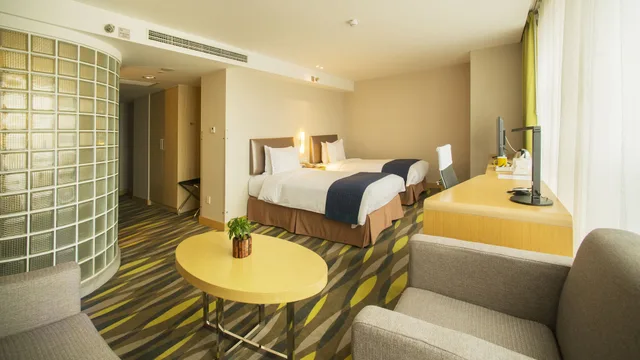 Standard, Twin Beds, Extra Floor Space, Holiday Inn Express Changzhou Lanling 7/9