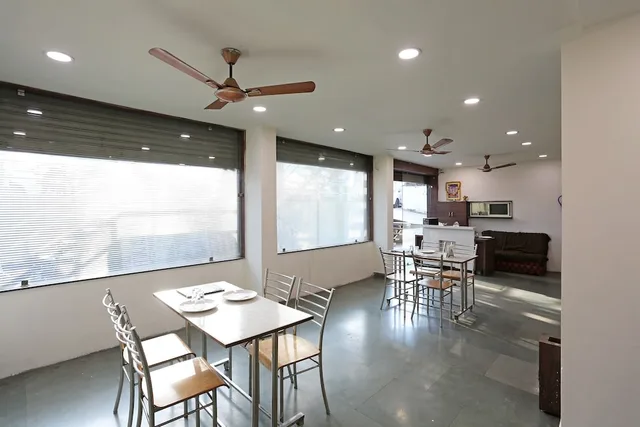 Oyo 3340 Hotel Ashirwad Regency، بوبال 34/38