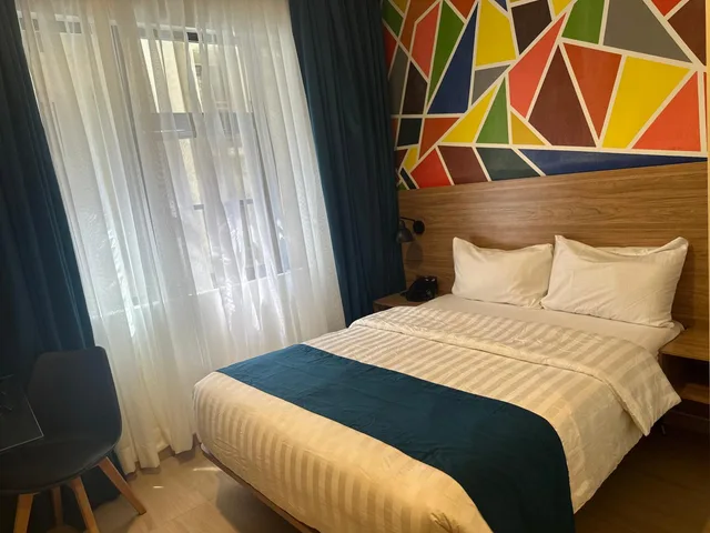 Queen bed standard Room, Hotelinn Oniru 1/5