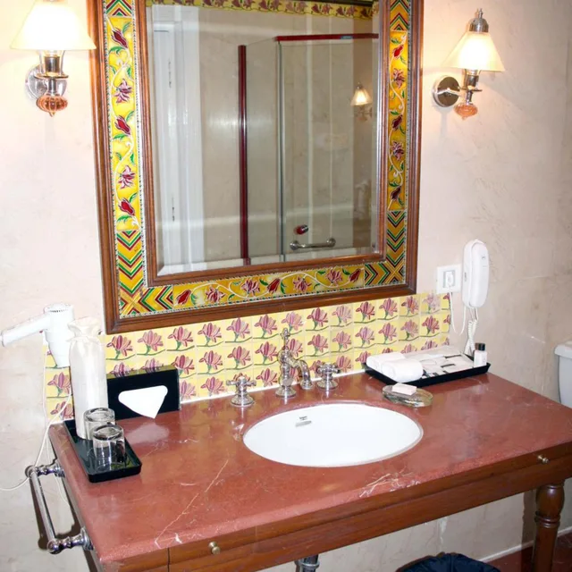 Palace, Premium, Suite، The Lalit Grand Palace 4/4