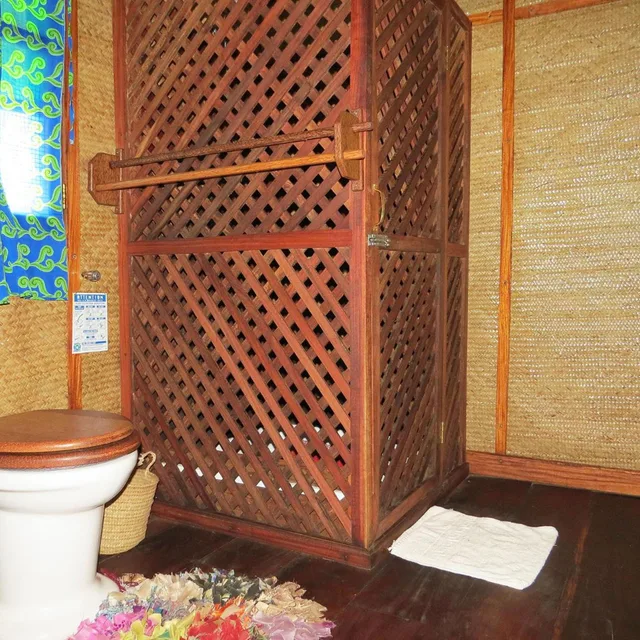 بنغل، Pemba Lodge 4/5