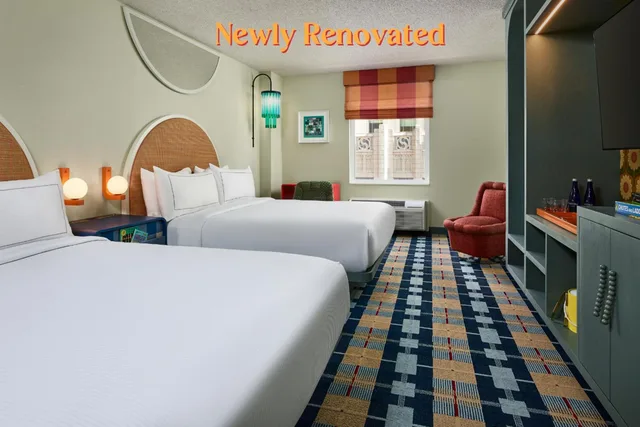 غرفة بسريرين كوين في طابق مرتفع، The Curtis Denver a DoubleTree by Hilton Hotel 3/6