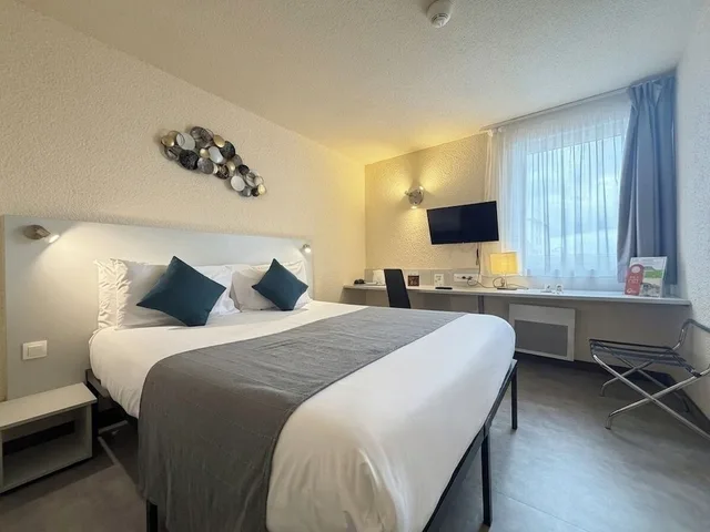 غرفة كومفورت بسرير مزدوج، Hotel the Originals Strasbourg Nord Le Forum 1/10
