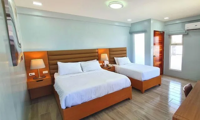 غرفة سوبيريور ثلاثية بسريرين مزدوجين بغرفة نوم واحدة، Marvins Seaside Inn 4/6