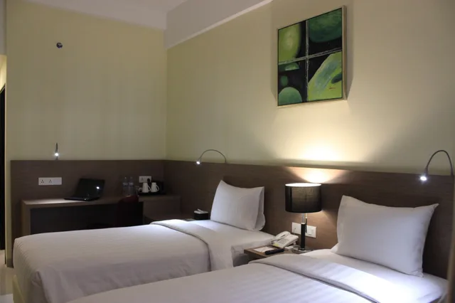 Superior, Twin Beds, Biz Hotel Batam 2/5