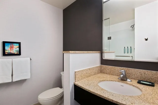 غرفة بسريرين كوين، Courtyard by Marriott San Jose North/Silicon Valley 5/6