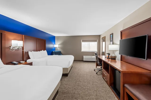 جناح بسريرين كوين، Comfort Inn & Suites Fairborn Near Wright Patterson AFB 1/5