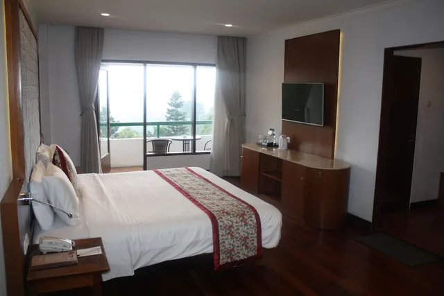 غرفة ديلوكس تنفيذية بسرير كينج، Puncak Pass Resort 1/3