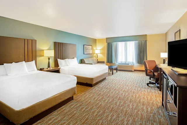 جناح ديلوكس بسريرين كوين، La Quinta Inn & Suites by Wyndham Gillette 1/4