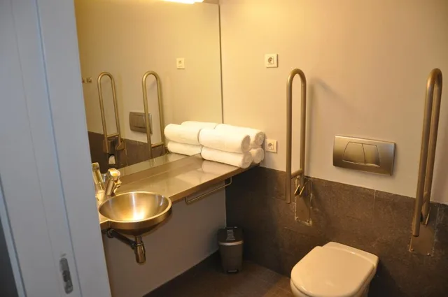 غرفة عائلية بأسرّة بطابقين، Centre Esplai Hostel 2/3