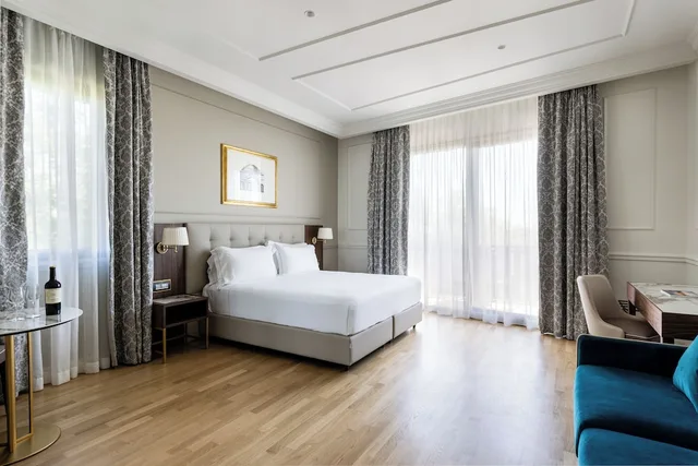 غرفة غراند ديلوكس بسرير كوين مع أريكة، Palazzo Di Varignana Resort Spa 3/5