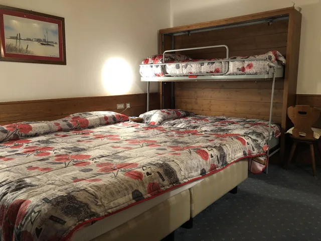 غرفة قياسية رباعية، Majoni Hotel 1/4