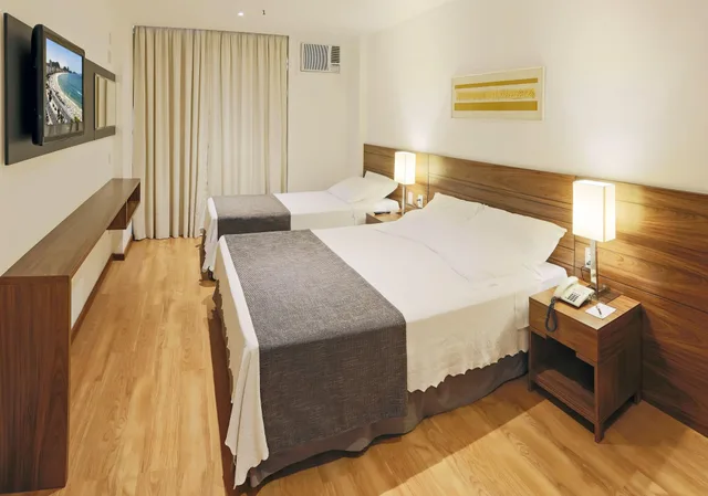 جناح بسرير فردي، Premier Copacabana Hotel 1/3