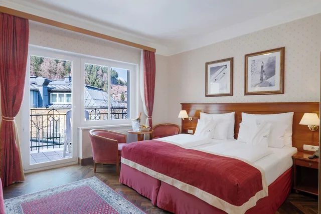غرفة قياسية ثلاثية بسريرين منفصلين مع أريكة، Hotel Salzburger Hof 1/7
