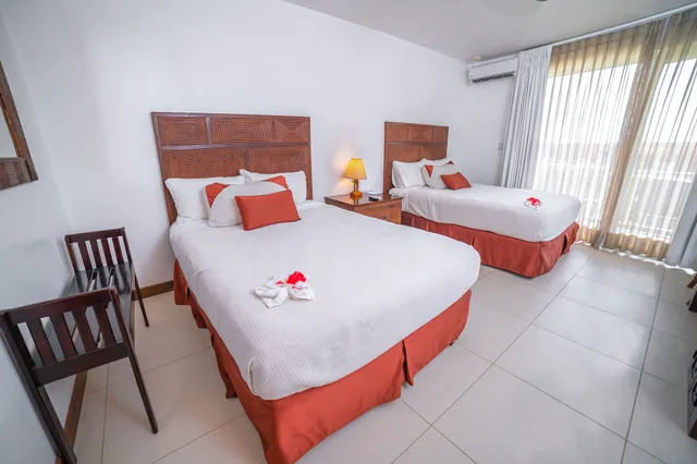 Room, 2 Queen Beds, Paradise Tower، Paradise Beach Hotel 2/9