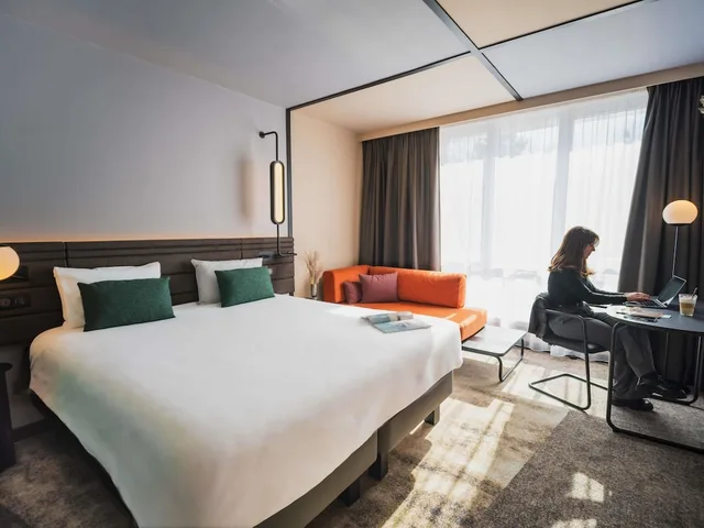 غرفة تنفيذية بسرير كوين، NOVOTEL LENS NOYELLES 7/10