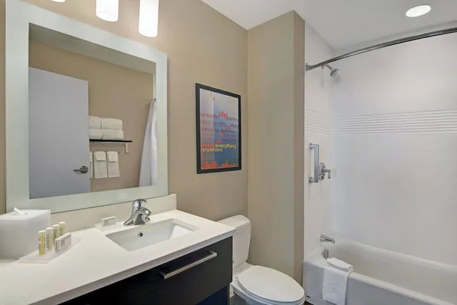 studio, 2 queen beds, TownePlace Suites by Marriott Indianapolis Downtown 4/6