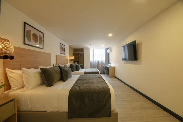 Family, 2 Queen Beds, First Class Hotel 2/6