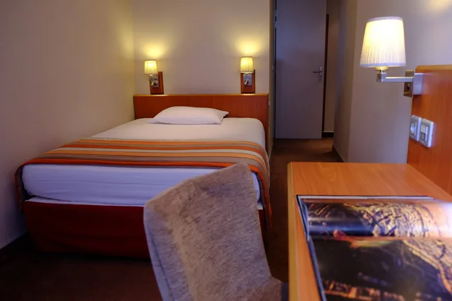 غرفة كومفورت مفردة، Hotel Terminus Orleans 1/1