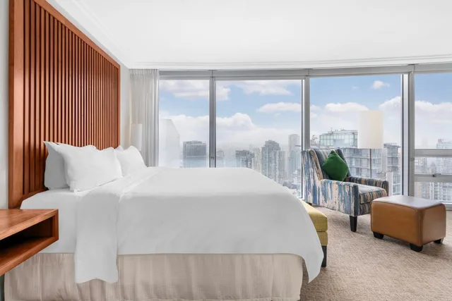1 Bedroom, Suite, 2 Bathrooms, Embarc Vancouver 3/10