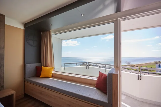 Comfort, King Bed, Ocean View, Balcony, OSTSEE RESORT DAMP 3/5