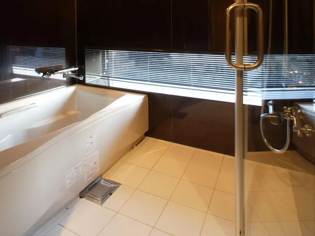 Cross, Suite, Twin Beds, Sofa, Lounge Access, Cross Floor، Cross 6/6