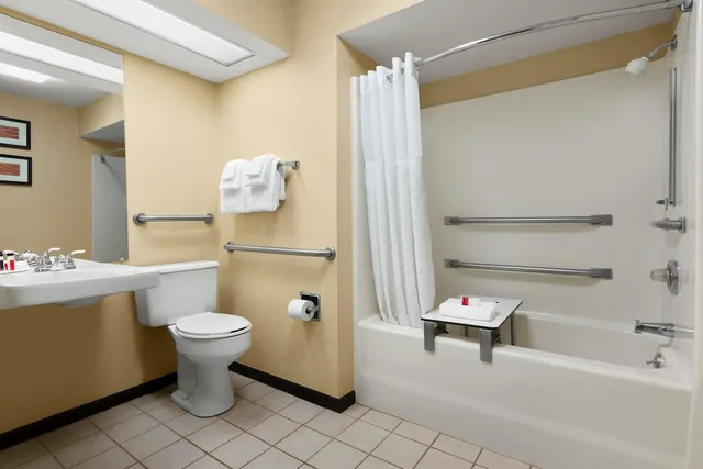 Room, 2 Double Beds, Accessible, Baymont by Wyndham Rocky Mount 2/2
