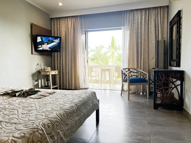 غرفة قياسية بإطلالة على الحديقة، Linaw Beach Resort 2/5
